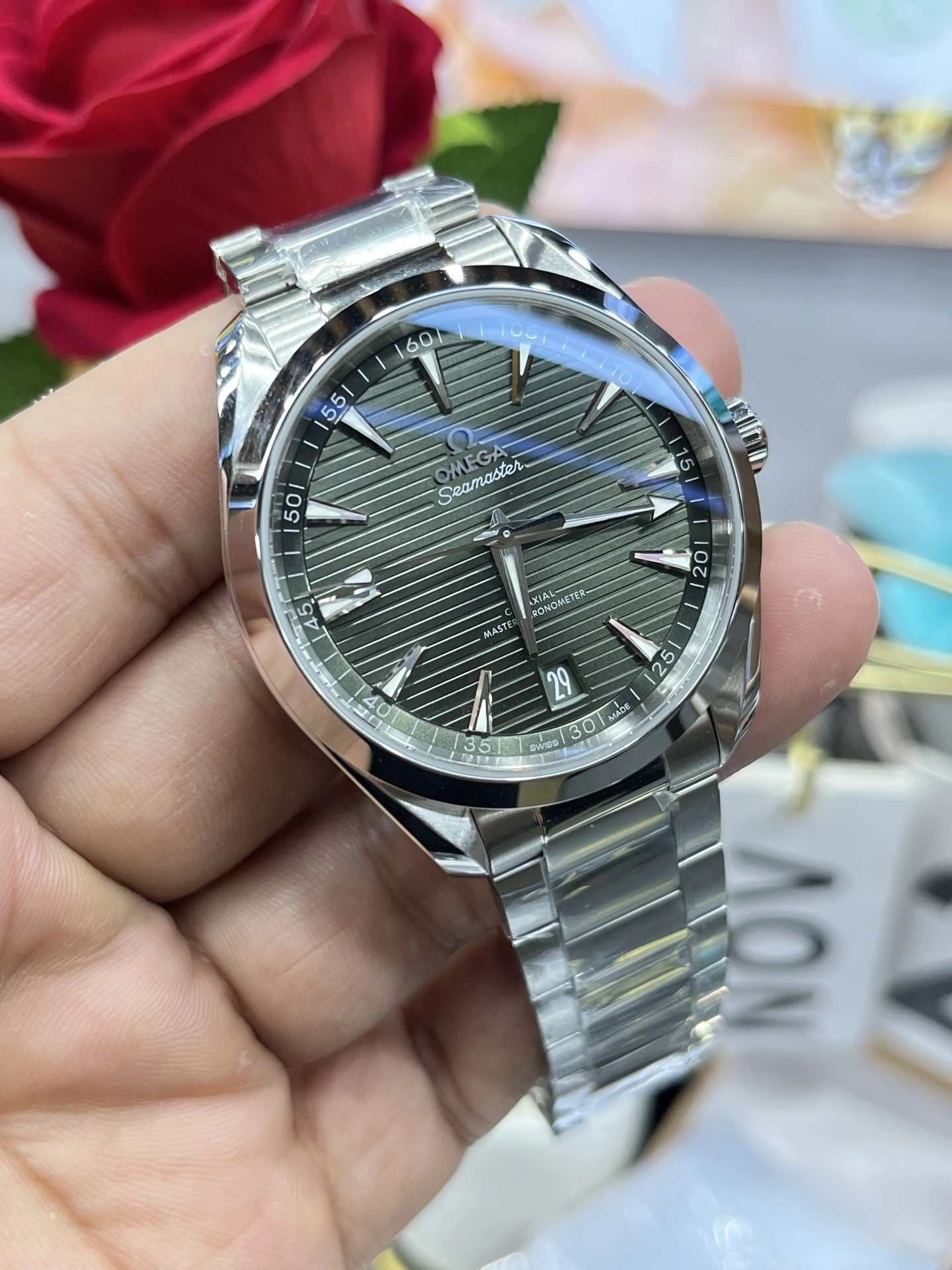EasyMatch CBD Factory Omega Seamaster Aqua Terra 150M 41mm Green Dial (220.10.41.21.10.001) 1:1 Super Clone – DD8900 Movement 264
